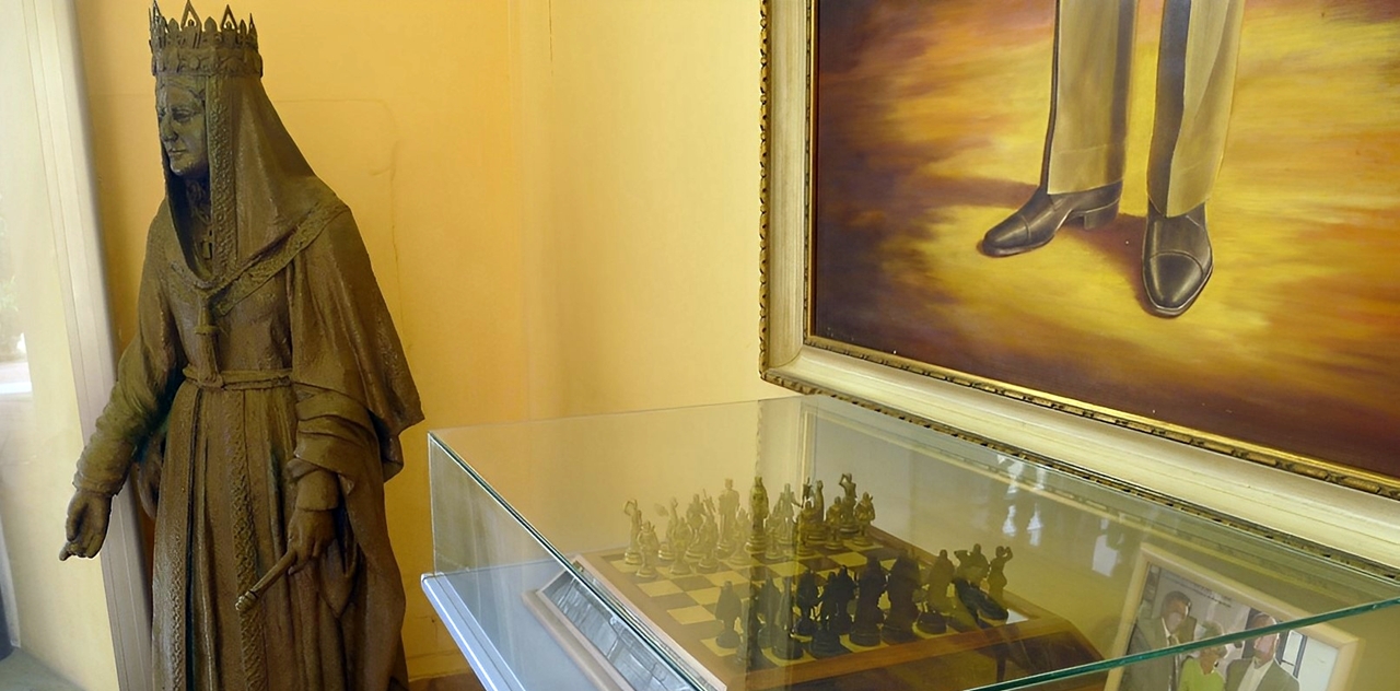 ISABEL LA CATÓLICA Y EL AJEDREZ