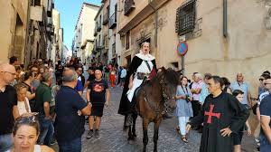 ROMERO ESPERA QUE LA PARTICIPACIÓN DE LAS PEÑAS EN EL CUENCA HISTÓRICA SE MANTENGA A PESAR DE LA PREMURA