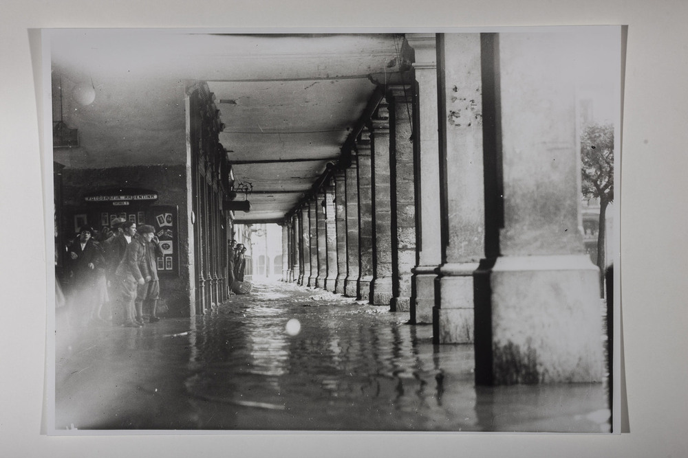 CUANDO BURGOS SE RINDIÓ AL RÍO