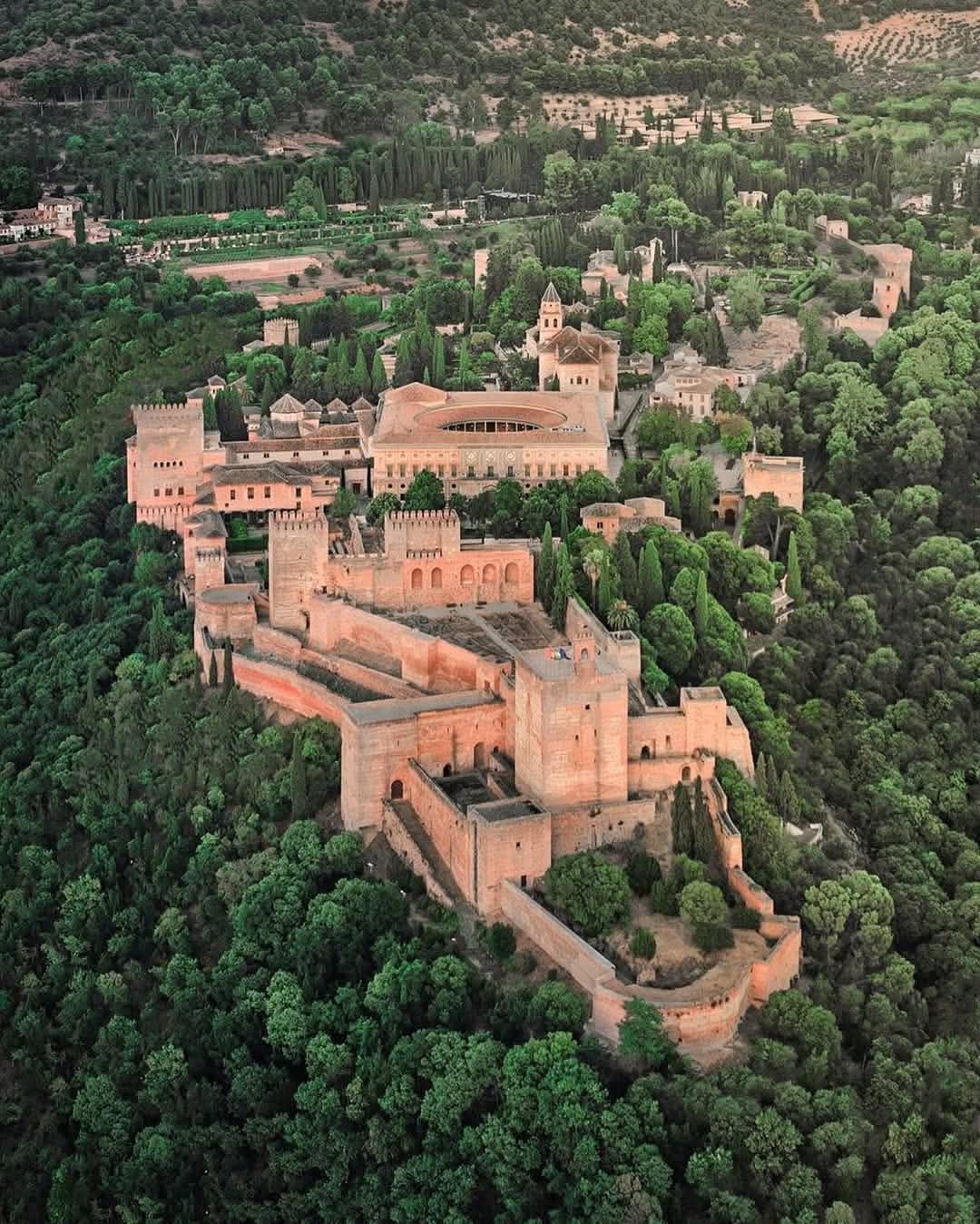 GRANADA 2026 CONGRESO DE CRONISTAS OFICIALES. ALLÁ NOS VEREMOS.