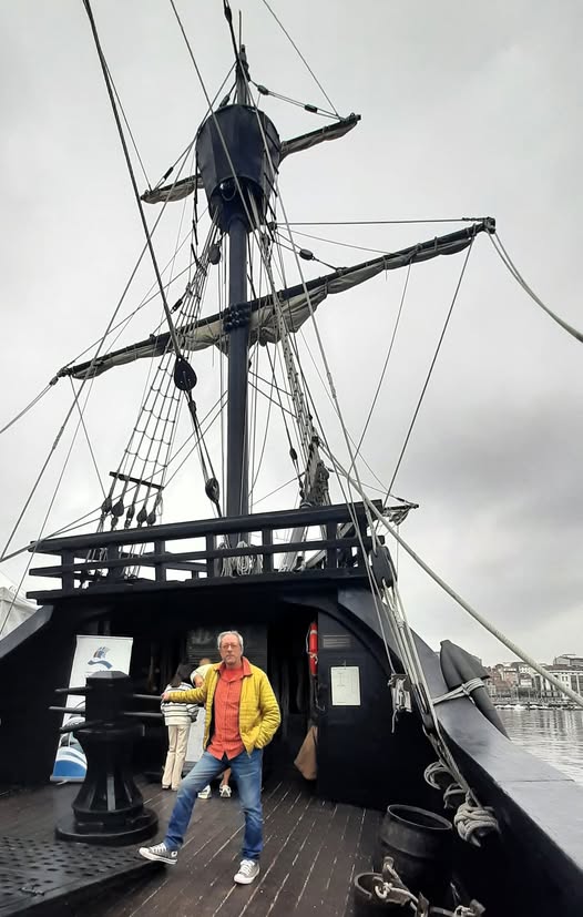 LEE O VIAJA, O LAS DOS COSAS