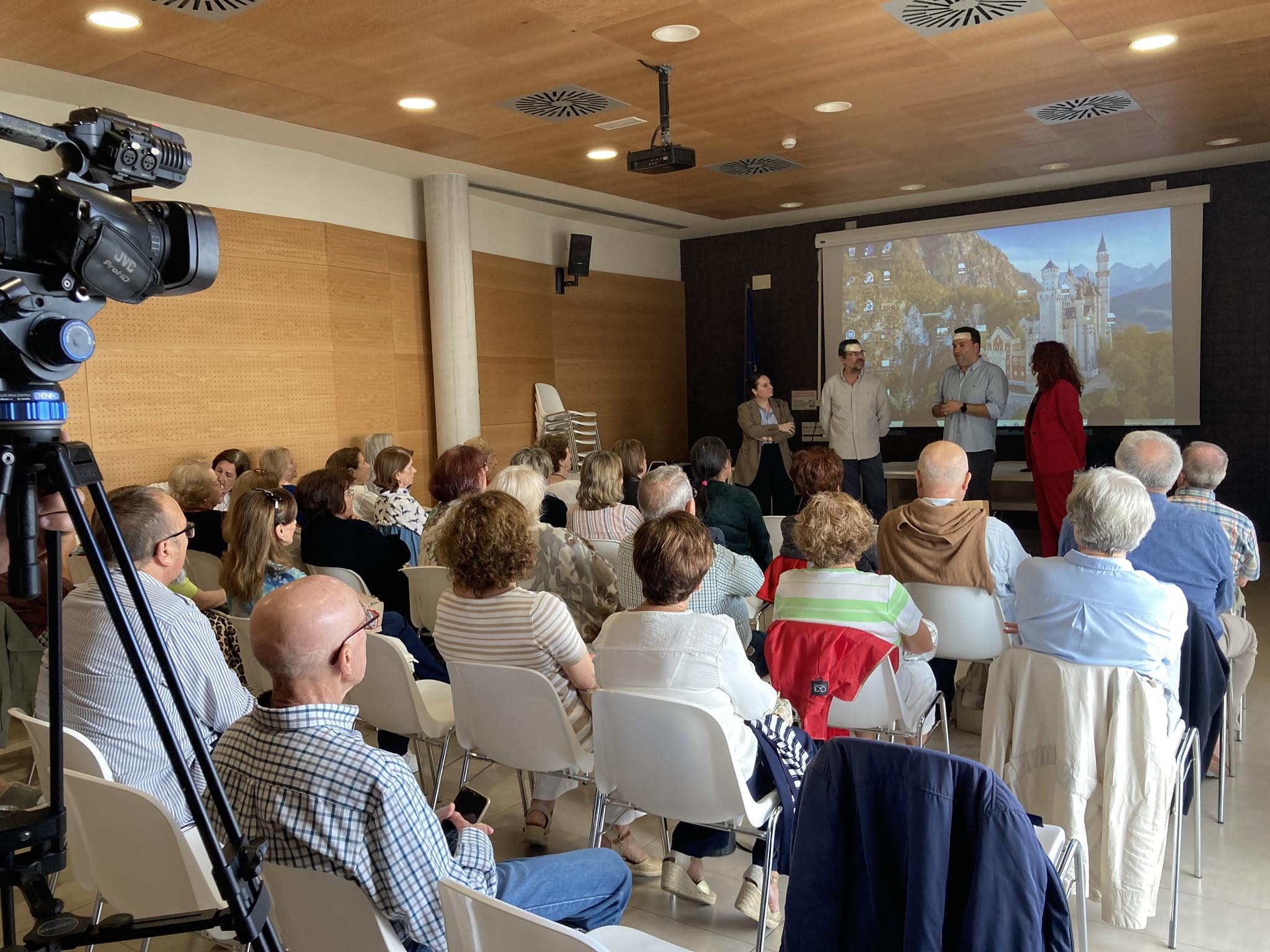 PAISAJES, MITOLOGÍA, MUJERES, FILOSOFÍA…