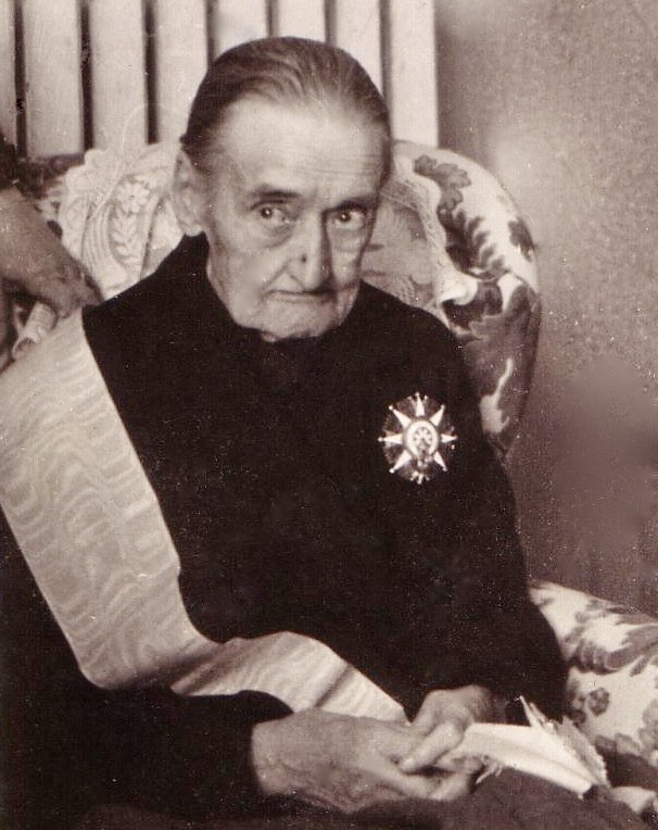 EFEMÉRIDES: CONCESIÓN DE LA GRAN CRUZ DE BENEFICENCIA A FRANCISCA MISA BUSHEROY, MARQUESA DE BERTEMATI