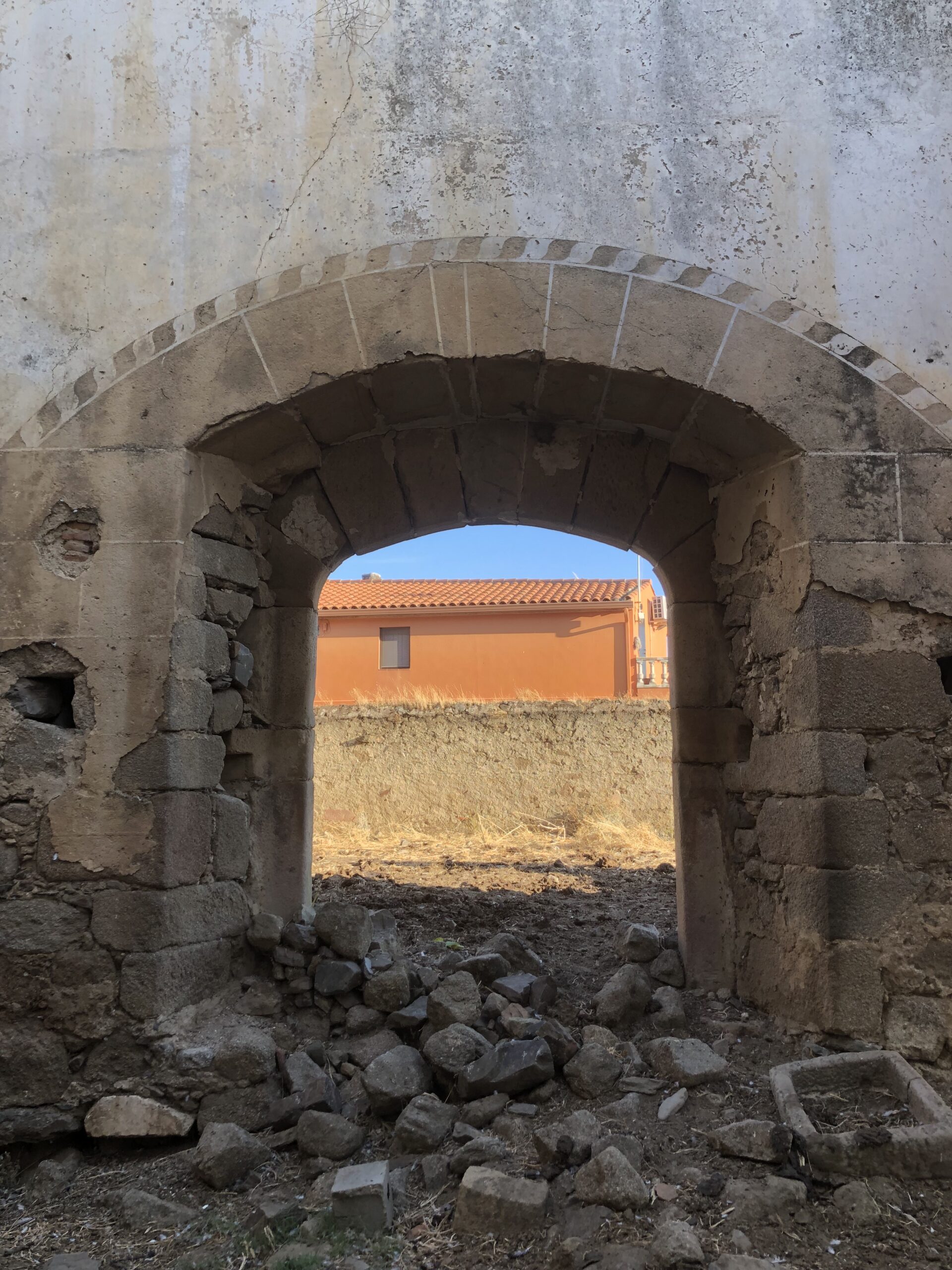 “UNA LLAVE QUE SE HIZO PARA LA PUERTA PRINCIPAL DE LA ZARZA; CONQUISTA” (CÁCERES)