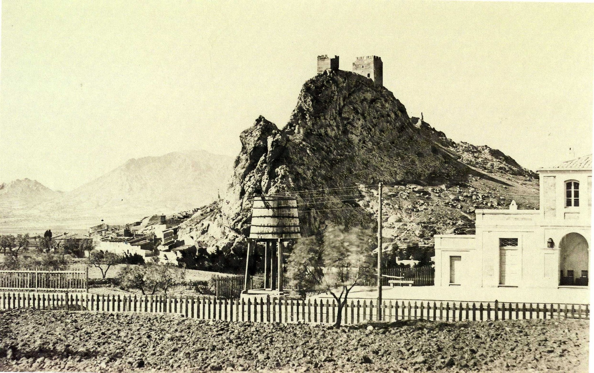 UN RECIBO DE LA BANDA DE MÚSICA DE 1872