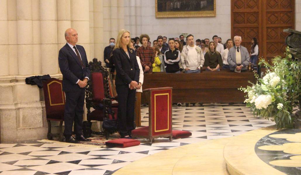 LA INFANTA ELENA ASISTE AL JUBILEO DE LAS CORPORACIONES NOBILIARIAS EN LA ALMUDENA