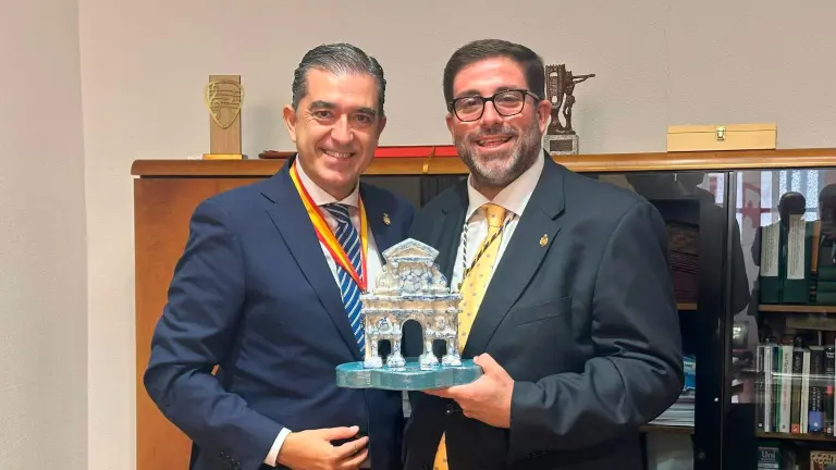 BAEZA FORTALECE SUS LAZOS HISTÓRICOS Y CULTURALES CON ÁVILA