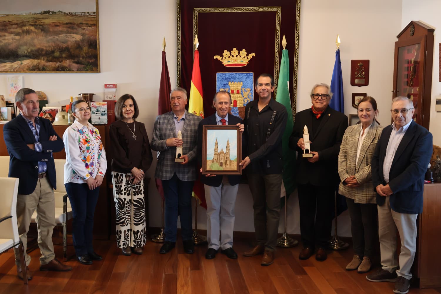 MINICRÓNICA: VISITA INSTITUCIONAL DE LOS EMBAJADORES HONORARIOS DE LAGOS DE MORENO, JALISCO, AL ALCALDE DE CHICLANA DE LA FRONTERA