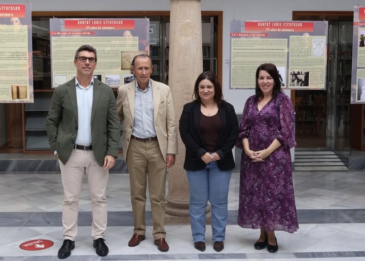 MINICRÓNICA: ROBERT LOUIS STEVESON ENTRE NOSOTROS