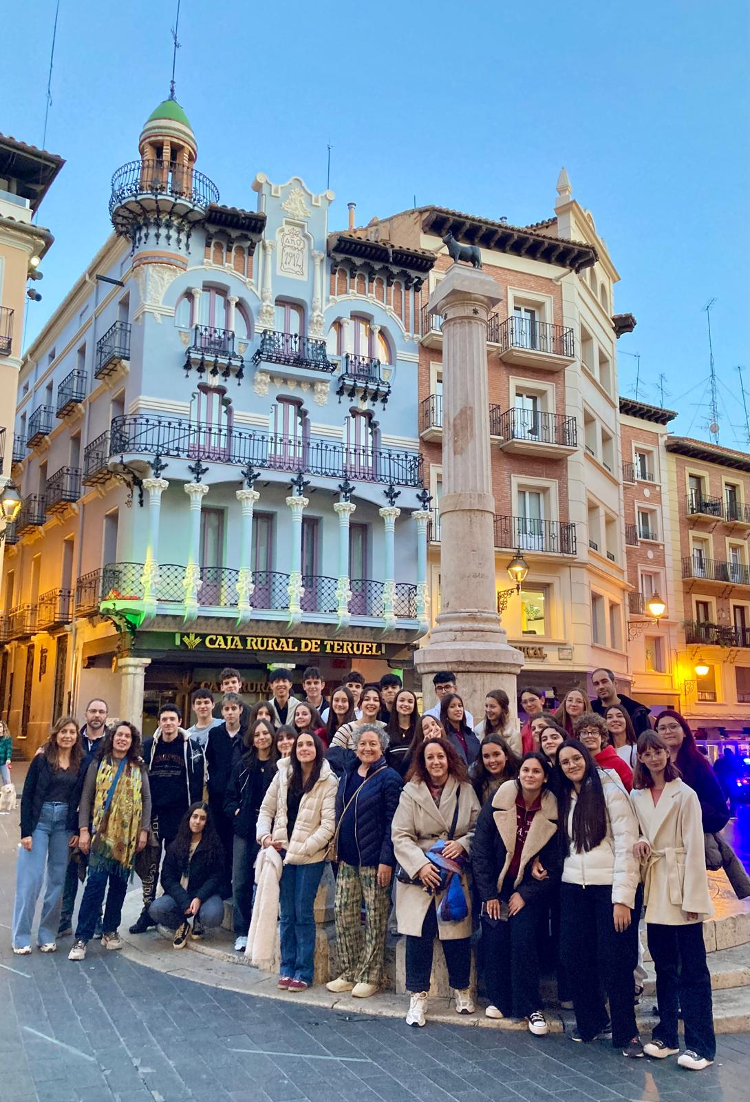 EL MODERNISMO UNE A MELILLA, TERUEL Y ZAMORA.