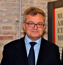 MELILLA PRESENTA UN CATÁLOGO QUE RECOGE 1.200 JOYAS ORNAMENTALES DEL MODERNISMO LOCAL