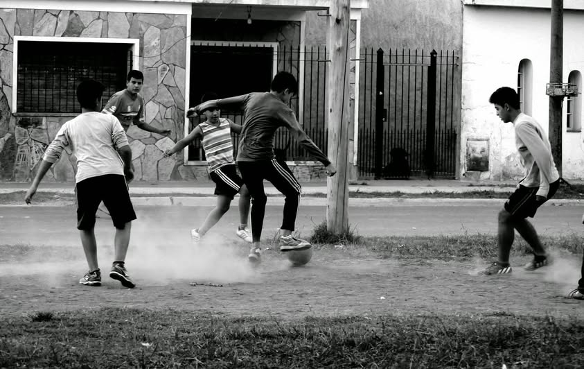 TAL DIA COMO HOY, EN 1921