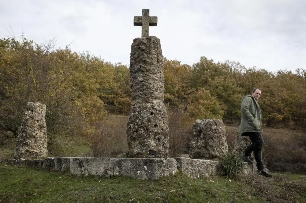 FRONCEA Y LA IMPORTANCIA DE BURGOS EN EL ORIGEN DEL ESPAÑOL