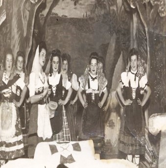 EL TEATRO CINE REGIO DE VILLANUEVA DEL ARZOBISPO (VI)