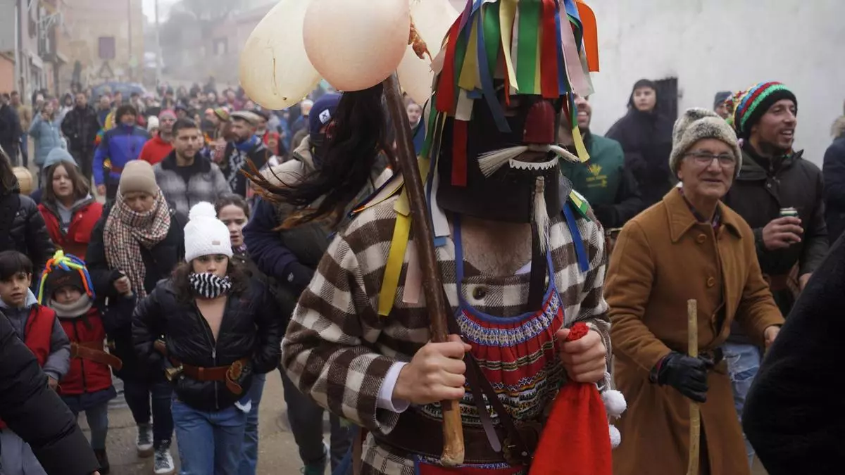 MASCARADAS, UN EJEMPLO PARA ZAMORA