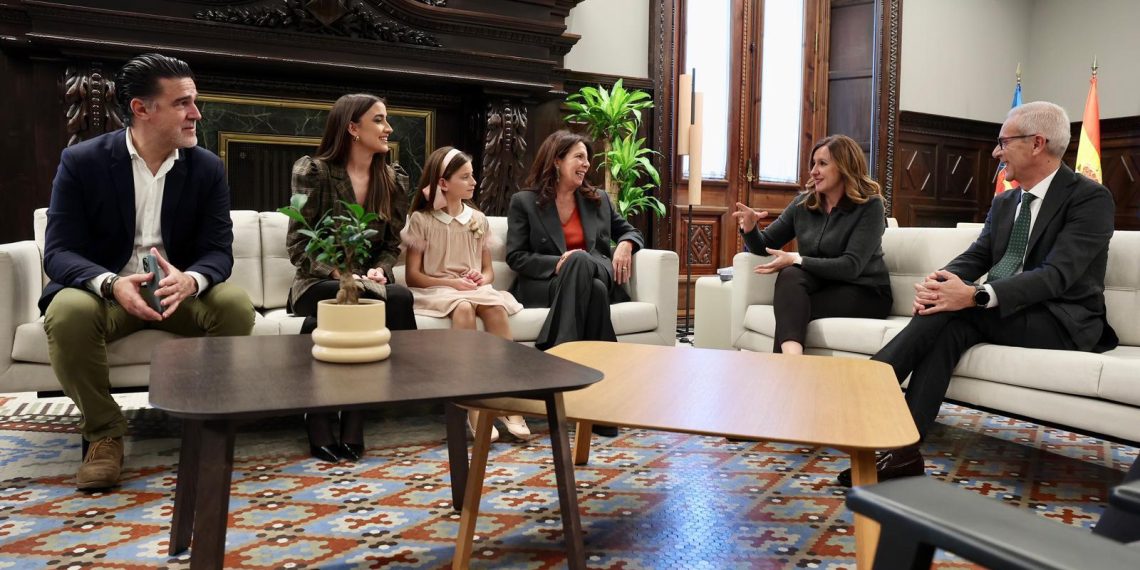 BORO PEIRÓ Y CUCHITA LLUCH SERÁN LOS MANTENEDORES DE LAS EXALTACIONES DE LAS FALLERAS MAYORES DE VALÈNCIA 2026