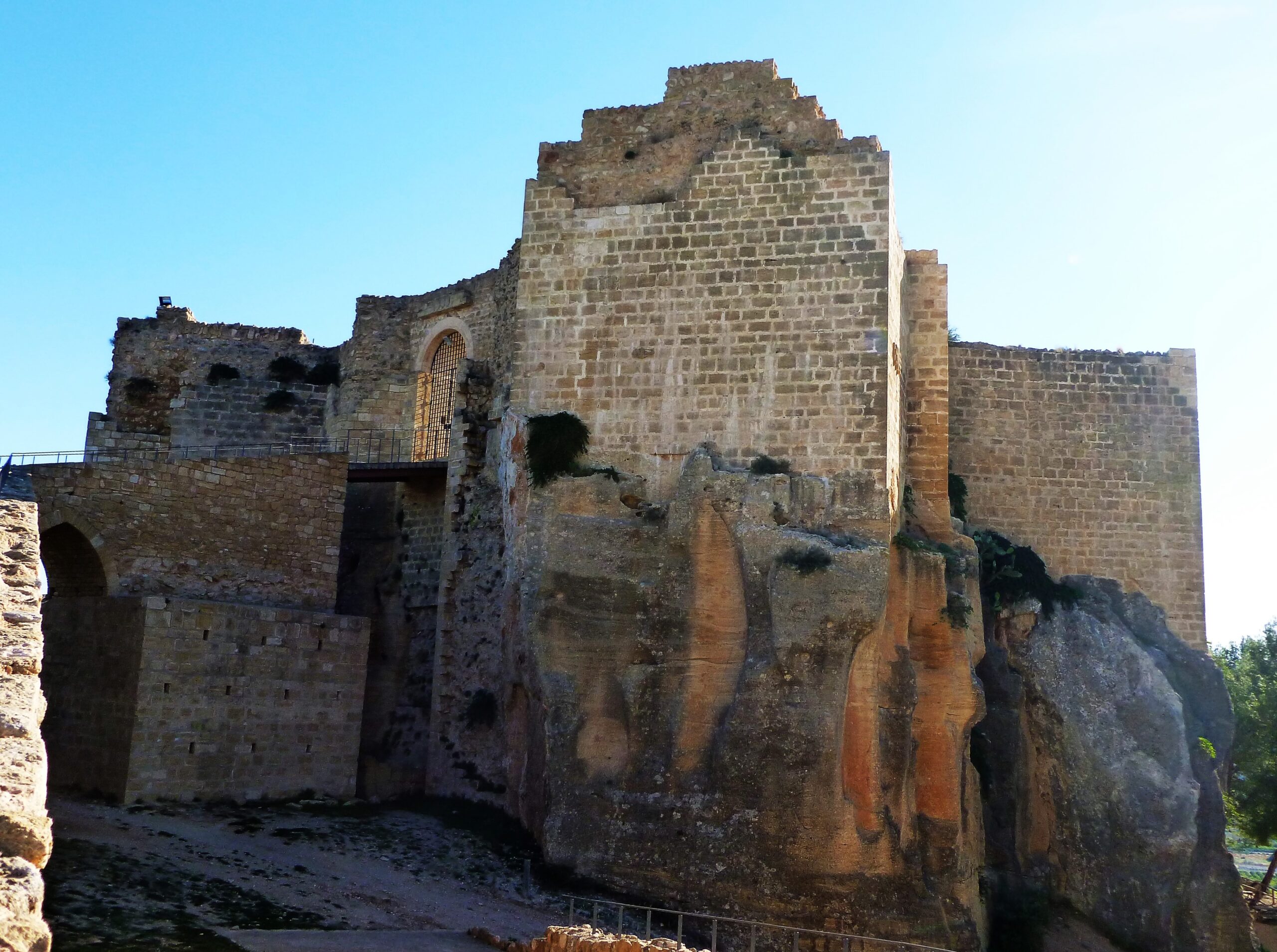 EL TERREMOTO DE MONTESA EN 1748 Y XIXONA