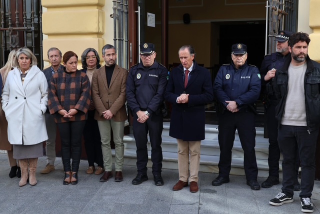 CHICLANA SE SOLIDARIZA CON LAS FAMILIAS DE LAS VÍCTIMAS DE LOS TRENES SINIESTRADOS