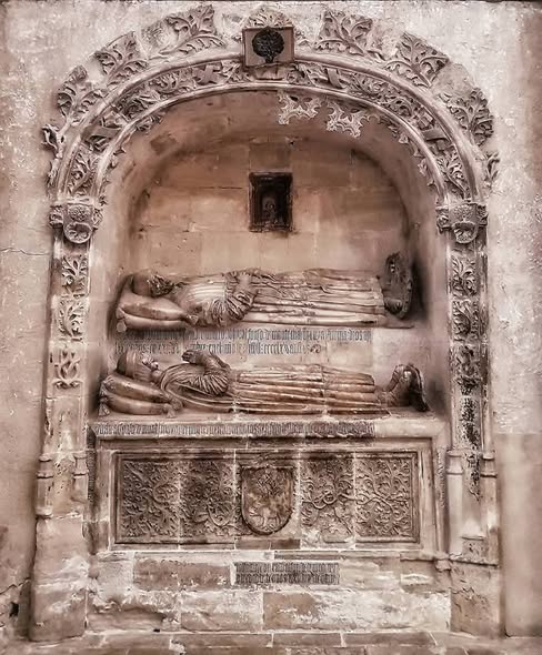 LOS SÁNCHEZ DE TERUEL Y LOS MONTEMAYOR-