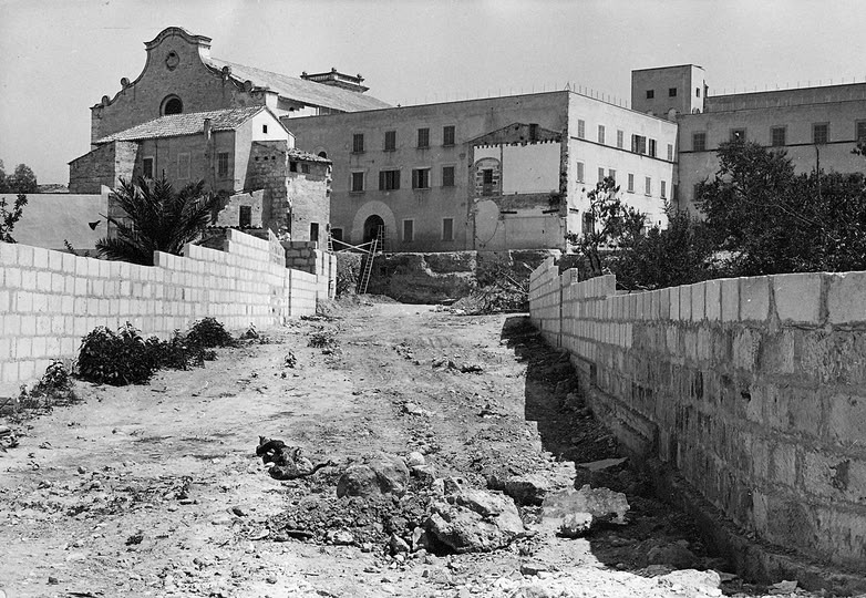 EN 1967 COMENZARON LAS OBRAS DE AMPLIACIÓN DEL «COLLEGE BEAT RAMON LLULL D’INCA».