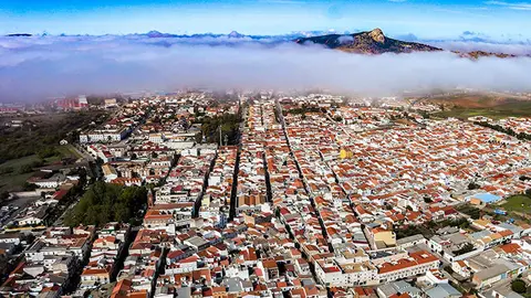 EL PRIMER CENTENARIO DE LA VILLA DE PEÑARROYA-PUEBLONUEVO (AVISO)