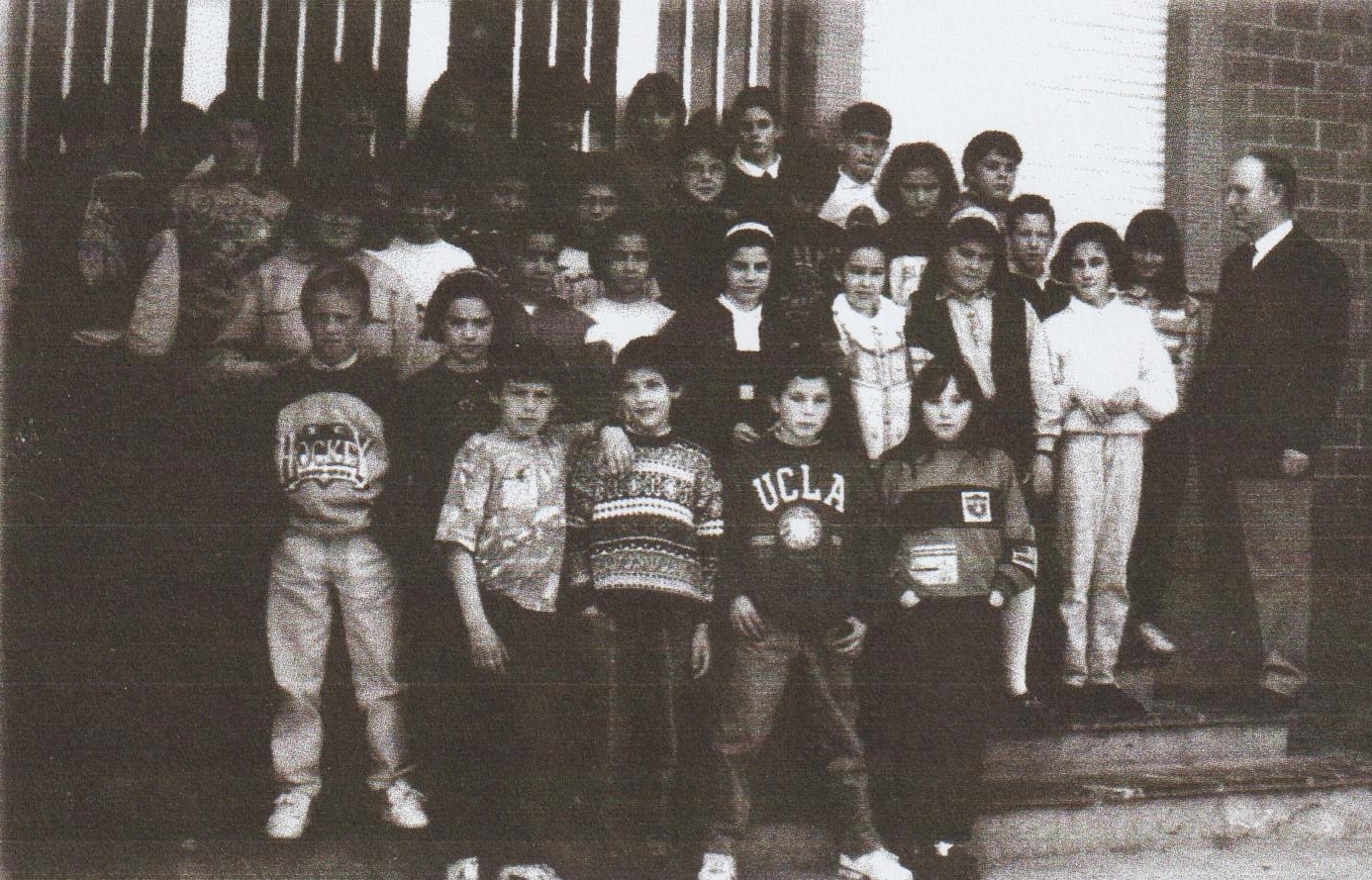 ESTAMPAS NAVETAS JOSÉ MARÍA VILLAVERDE, MAESTRO Y VECINO EJEMPLAR.