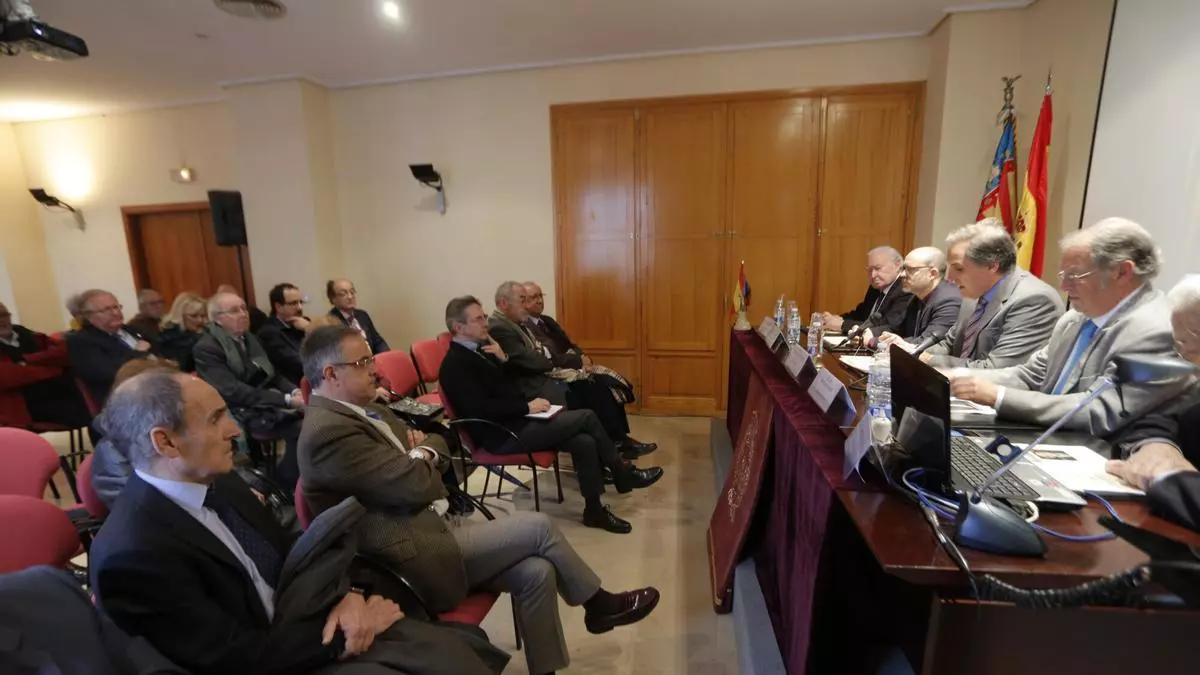 LA RACV LIQUIDA A EXPONENTES DEL APERTURISMO Y EL ACERCAMIENTO A LA AVL Y LA UNIVERSIDAD