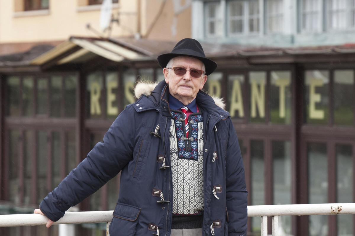 FRAN ROZADA, CRONISTA DE PARRES, EN LOS ENCUENTROS DEL PARADOR DE TURISMO DE CANGAS DE ONÍS