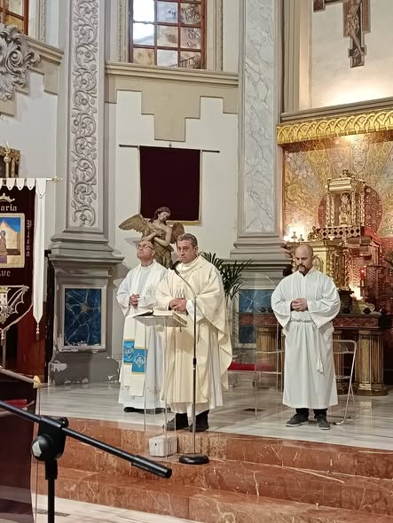 LA REAL HERMANDAD DE DAMAS Y CABALLEROS DE SANTA MARIA DEL ARRIXACA CELEBRAN SU FIESTA MAYOR