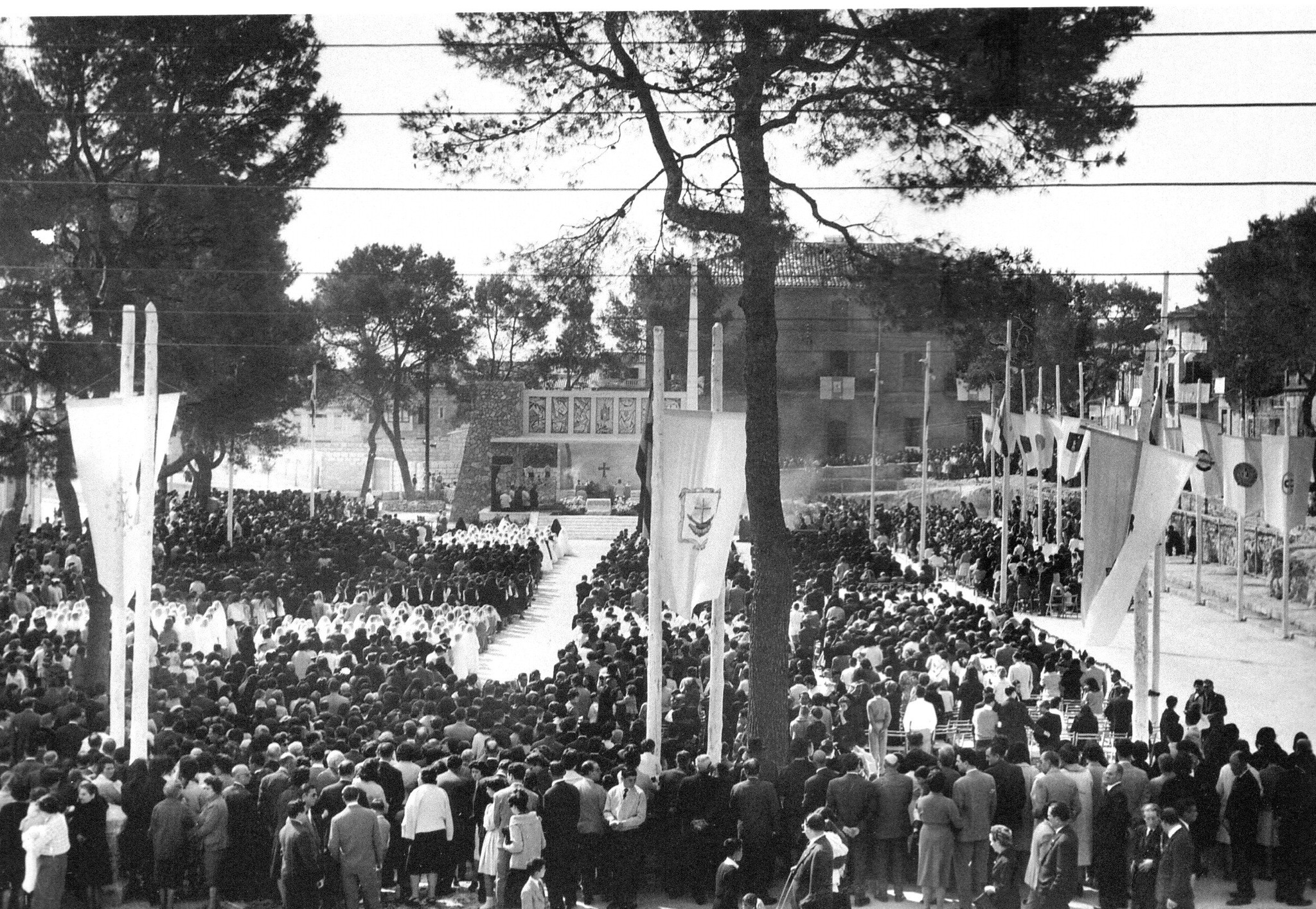 EL TERCER CONGRESO EUCARÍSTICO EN 197O