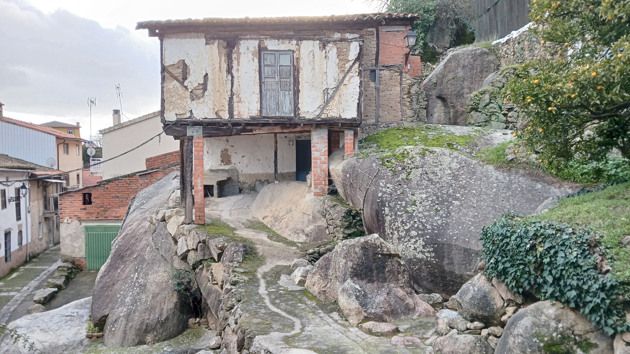 REBOLLAR, UN MIRADOR DE EXCEPCIÓN EN EL VALLE DEL JERTE