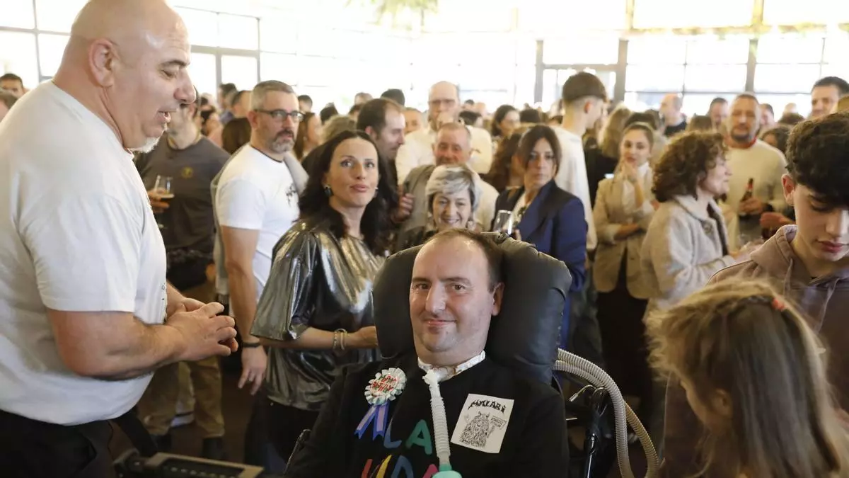 EL CUMPLEAÑOS MÁS SOLIDARIO DE JOSÉ LUIS CAPITÁN.