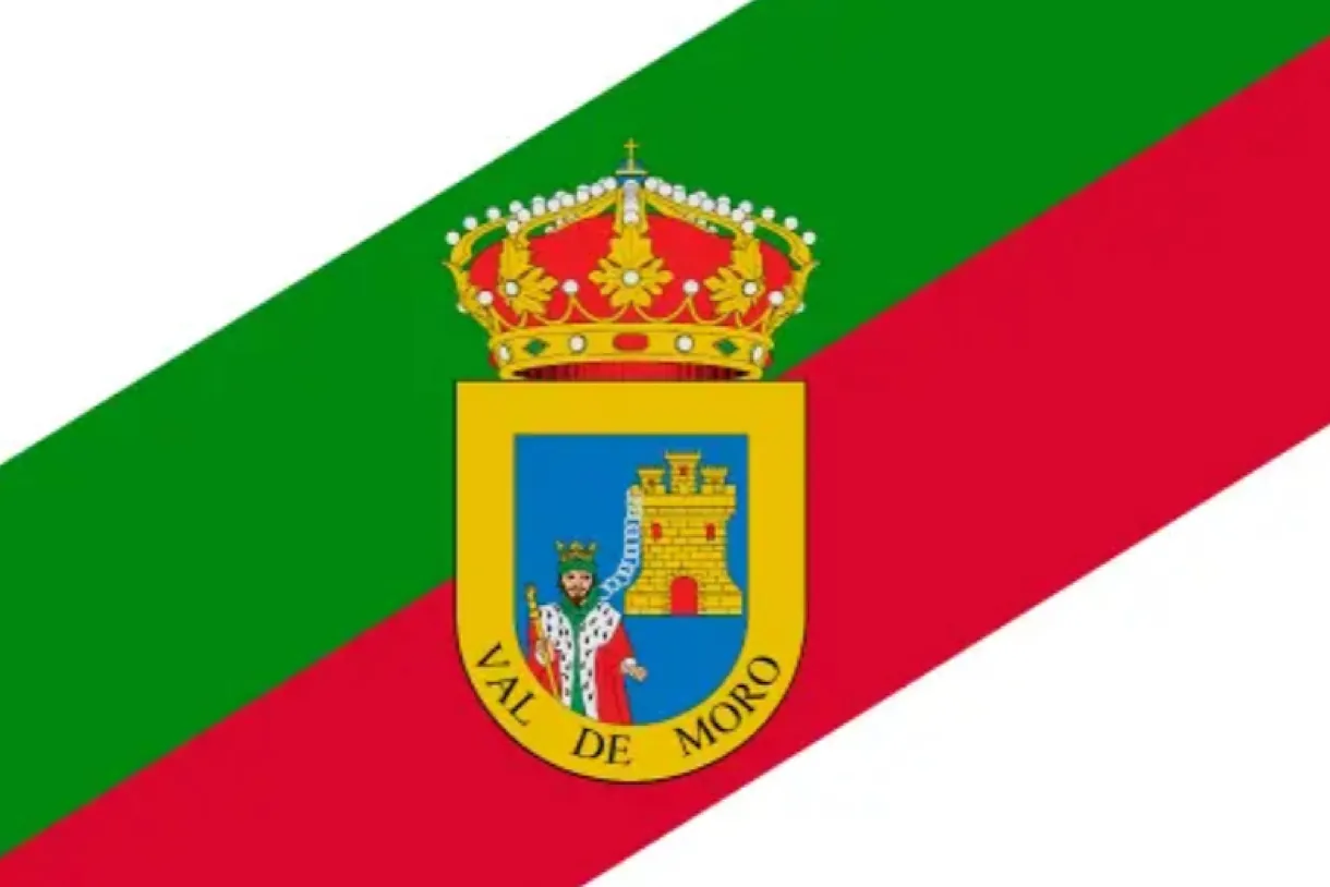 VALDEMORO ESTRENA BANDERA OFICIAL 14 SIGLOS DESPUÉS DE SU FUNDACIÓN: LA ENSEÑA LUCE UNA REFERENCIA A LA GUARDIA CIVIL