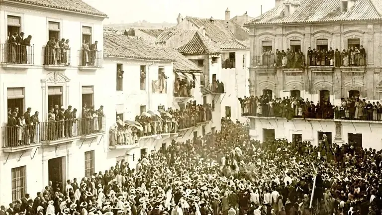 LA TRADICIÓN ORAL DE LA ANTIGUA SEMANA SANTA EGABRENSE TEMATIZARÁ LA SEGUNDA ACTIVIDAD DEL PROGRAMA ‘AULA VIVA’