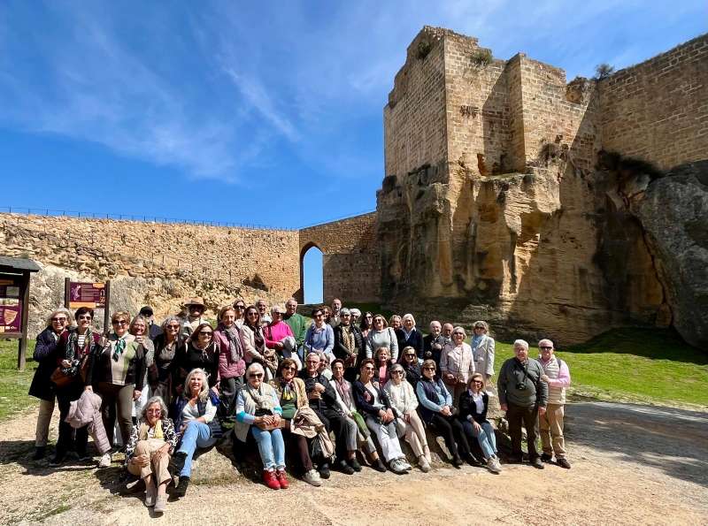 EXCURSIÓN DE LA ESCOLA SUPERIOR D’ESTUDIS VALENCIANS DE LA RACV A LA VILLA Y CASTILLO DE MONTESA Y A CANALS