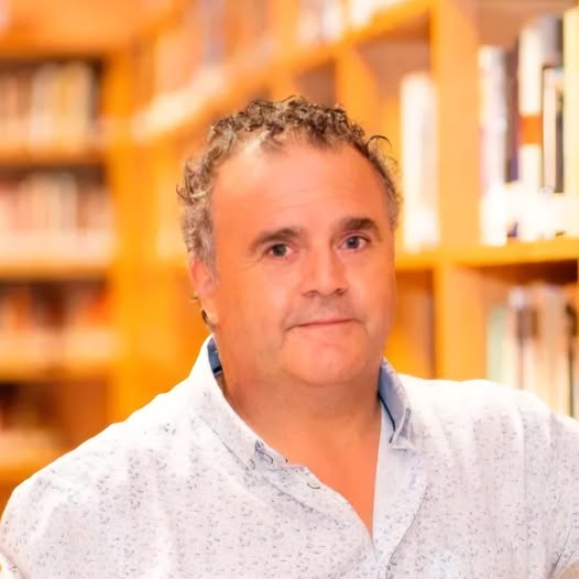 JUAN MANUEL AMATE MOLINA MEDALLA DE ORO DE LA CIUDAD (VALDEPEÑAS DE JAÉN)