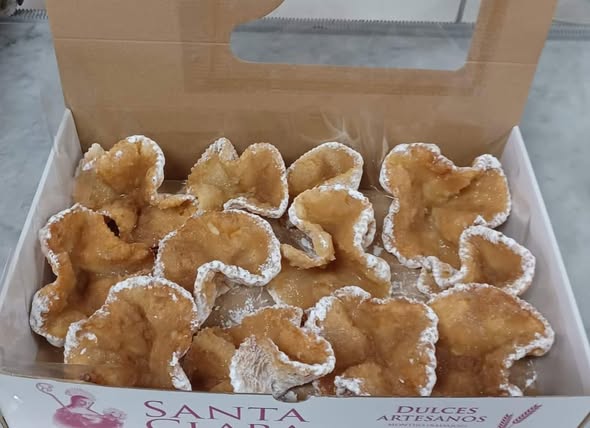 CATÁLOGO CONVENTO CLARISAS DE MONTIJO: TORRIJAS, ROSCAS, PESTIÑOS Y CUBILETES REALES.