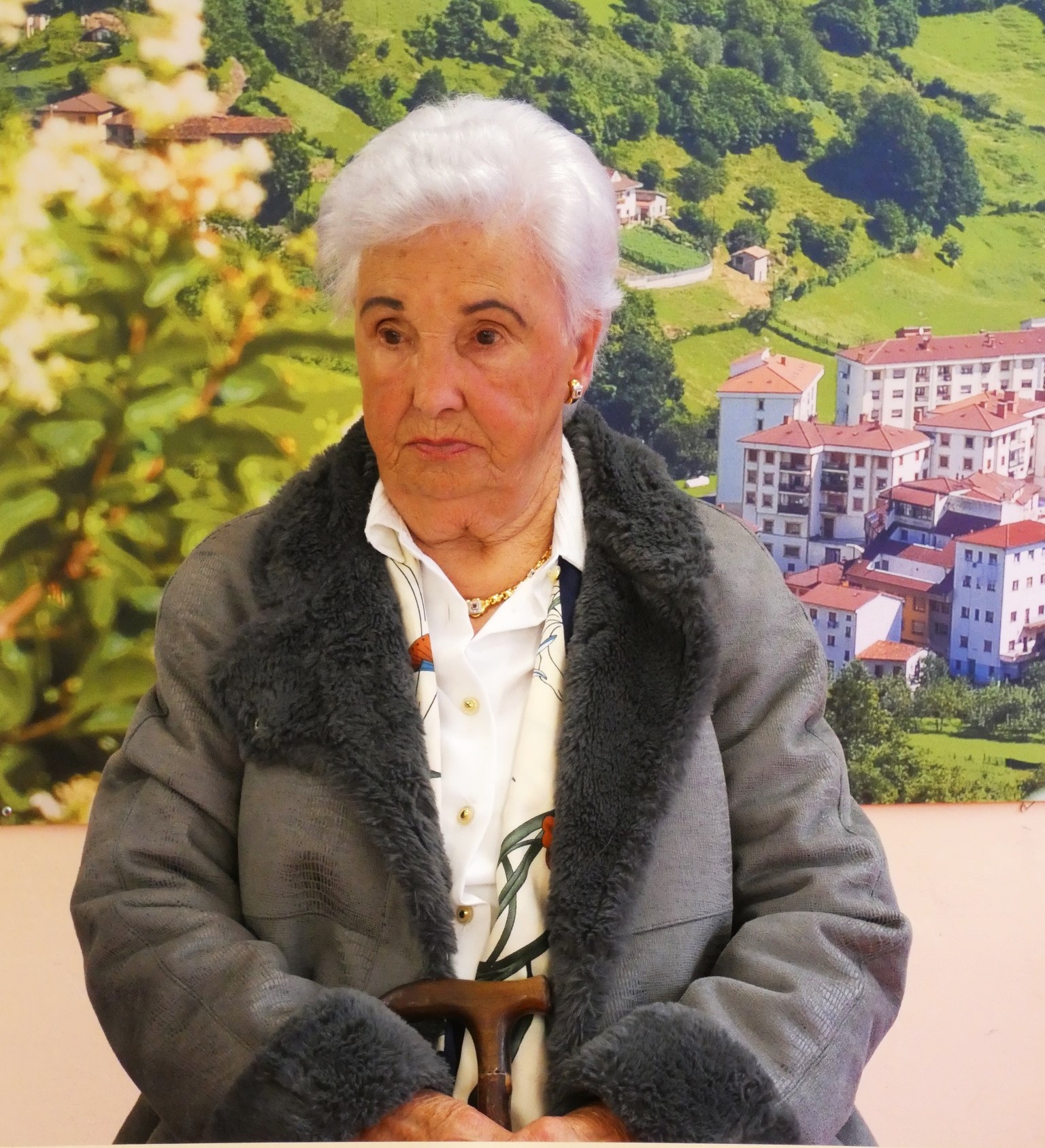 CARMINA RUÍZ SUÁREZ RECIBE EL HOMENAJE DE LA ASOCIACIÓN DE MUJERES “LA PIMPANA” COMO MUJER TRABAJADORA.