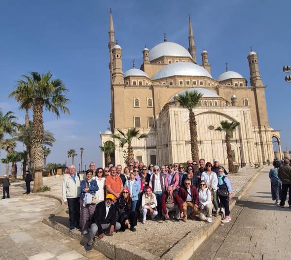 SALUDO FUENTEPIÑELANO-EGIPCIO 4655.