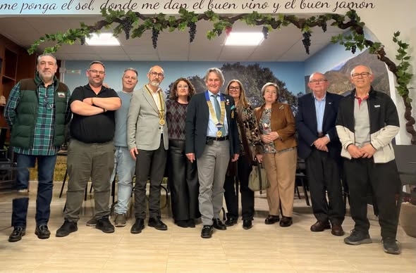 VISITA OFICIAL DE JOSÉ MANUEL GONZÁLEZ CUEVAS AL CLUB ROTARY VEGAS BAJAS.