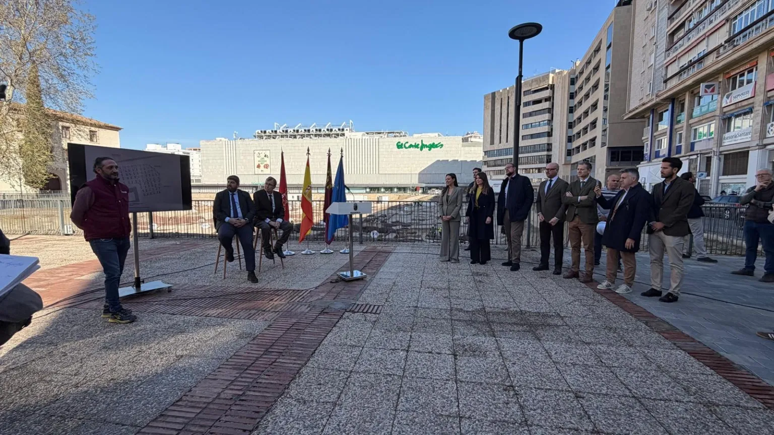 UNA PLAZA FLOTANTE PARA PROTEGER EL TESORO MEDIEVAL DE SAN ESTEBAN
