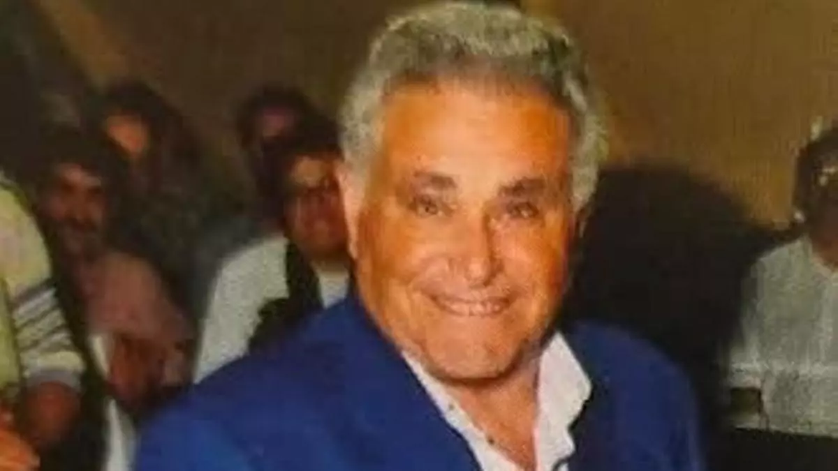 EN MEMORIA DE MINO VIGIL