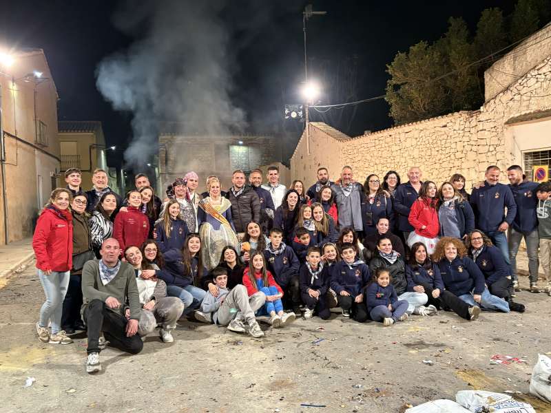 LA APUNTÀ DE LA FALLA PENSAT I FET