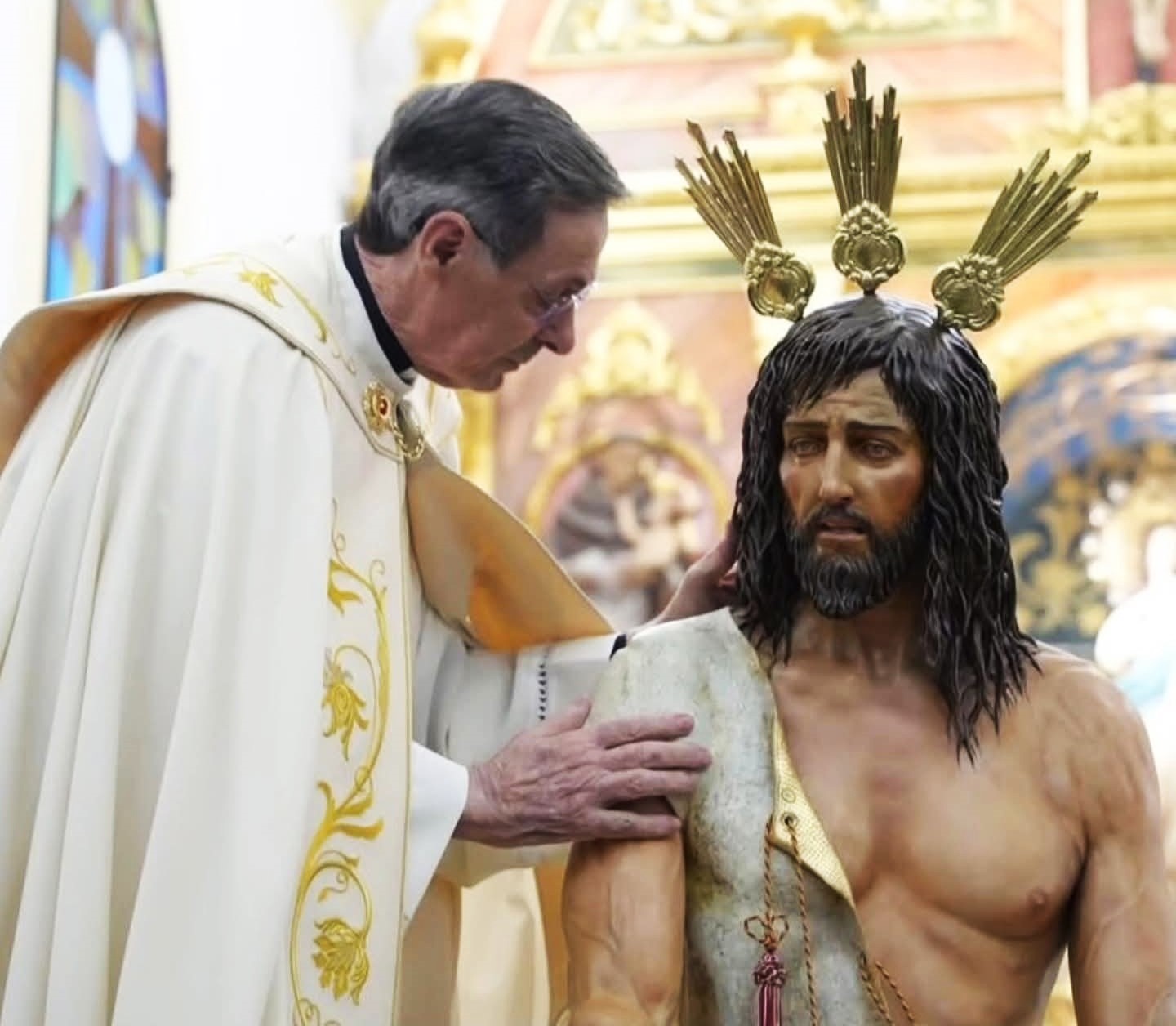 SACERDOTE, PROFETA Y REY