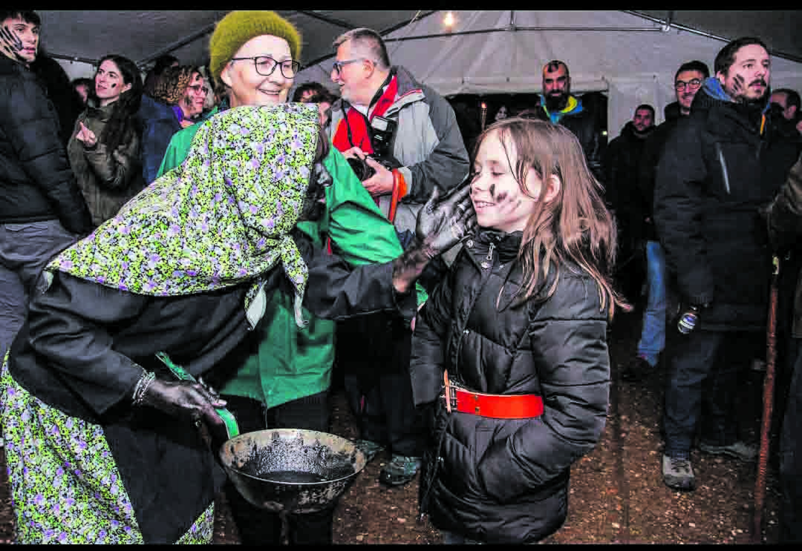 CONOCE A LAS VAQUILLAS Y OJOJÓ QUE SALEN EN MIEDES DE ATIENZA EN UN PARTICULAR CARNAVAL