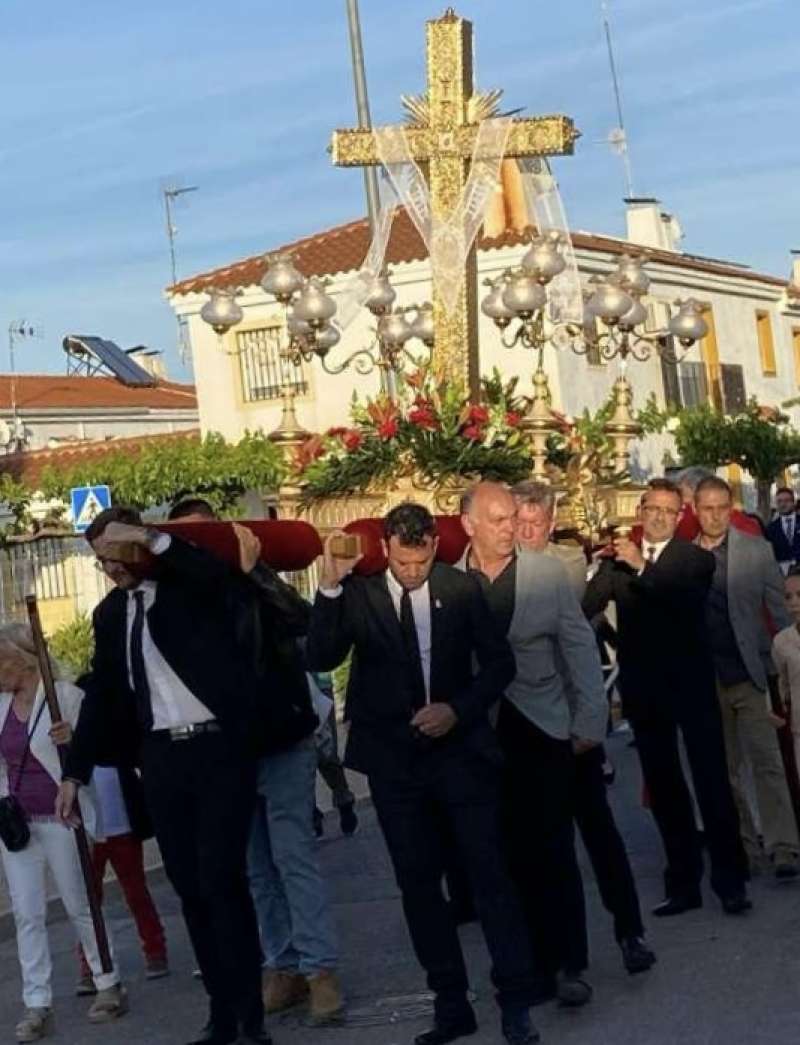 DOMEÑO EN FIESTAS 2026 CELEBRA EL BICENTENARIO DE LA SANTA CRUZ