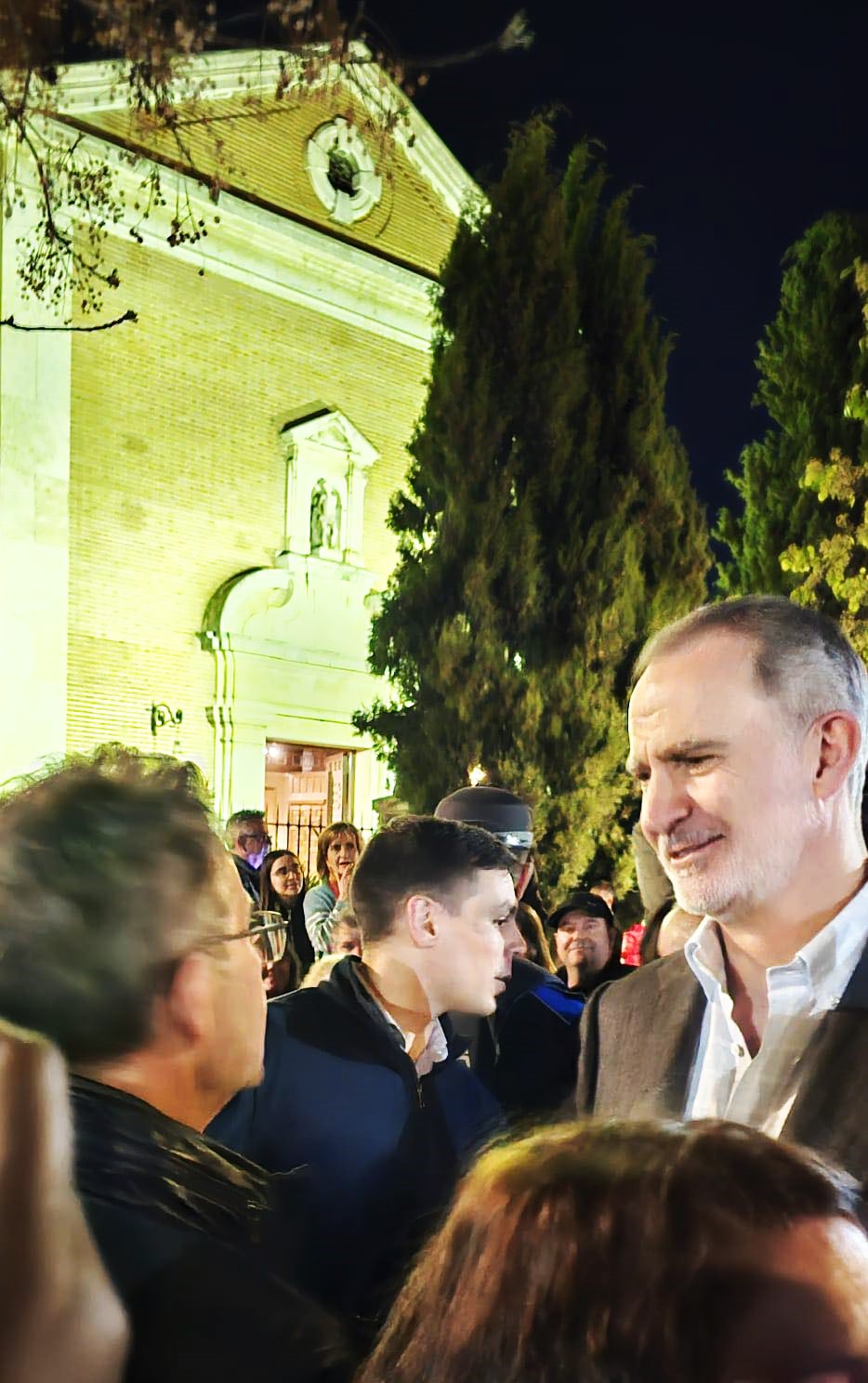 LOS REYES DON FELIPE Y LETIZIA EN CARABANCHEL. (MADRID)