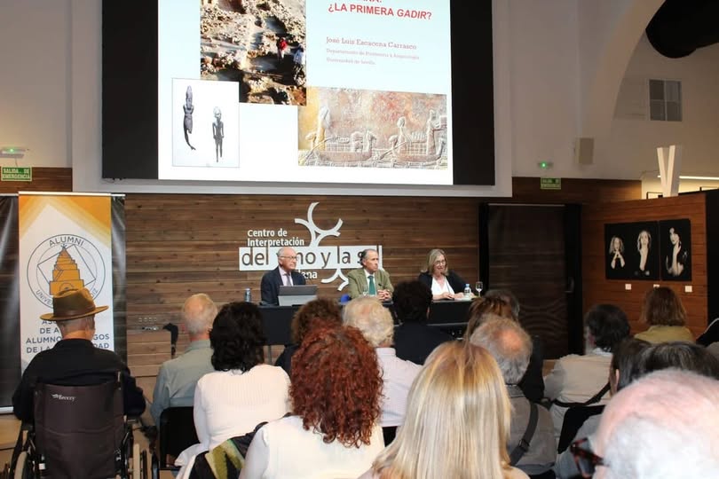 CONFERENCIA, «CHICLANA: ¿LA PRIMERA GADIR?»