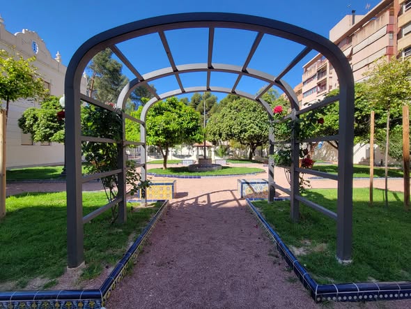 AZAHAR EN ELDA (ALICANTE)