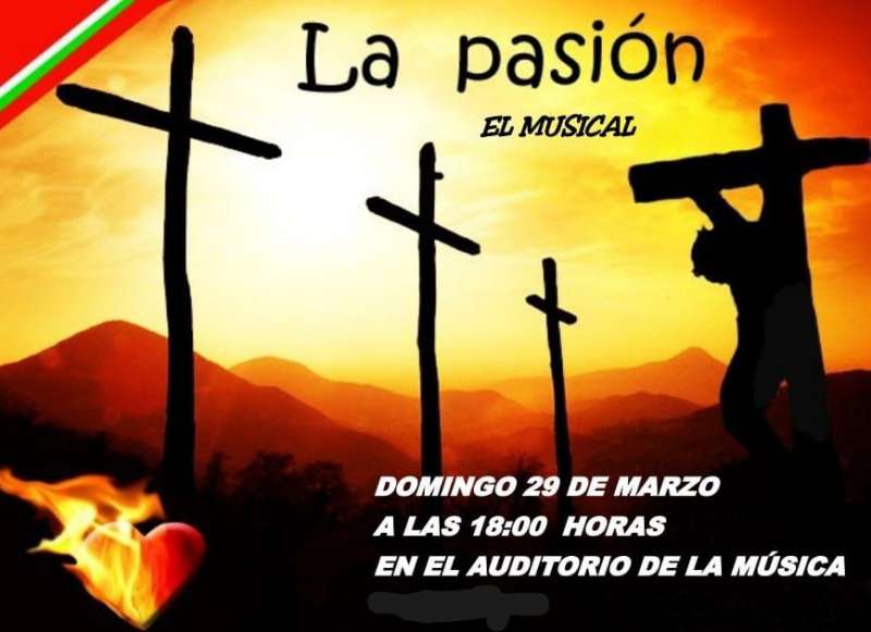 LOS JUNIORS DE LA PARROQUIA SANTA BÁRBARA HACEN UNA REPRESENTACIÓN DE LA PASIÓN DE JESÚS